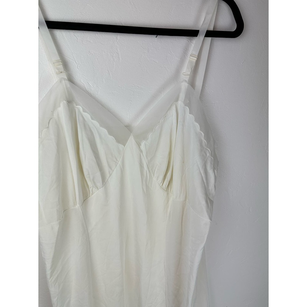 VINTAGE SLIP ALERT! Penneys Gaymode Ivory Slip SIze Large - Picture 2 of 4